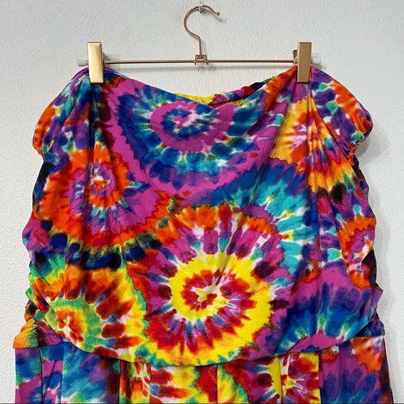 Plus Size Rainbow Tie Dye Strapless Romper Sz 4X - Picture 10 of 15